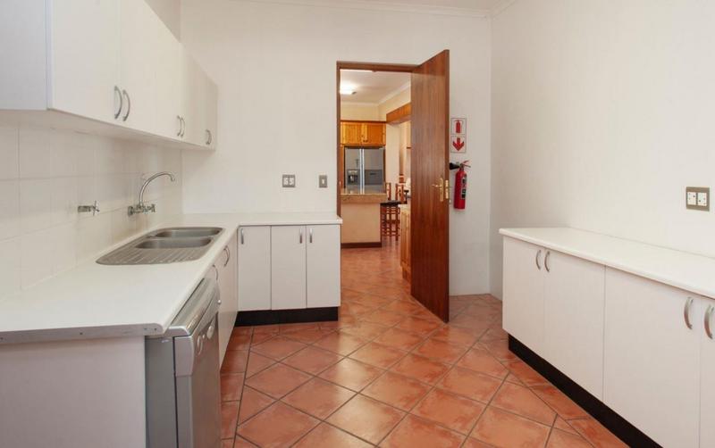 6 Bedroom Property for Sale in Stellenbosch Central Western Cape